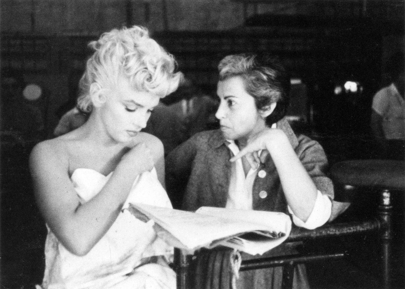 Marilyn Monroe Prepares For A Bathtub Scene With Columbia Pictures Drama Coach Natasha Lytess In 1954 During The Filming Of &Amp;Quot;The Seven Year Itch&Amp;Quot;
