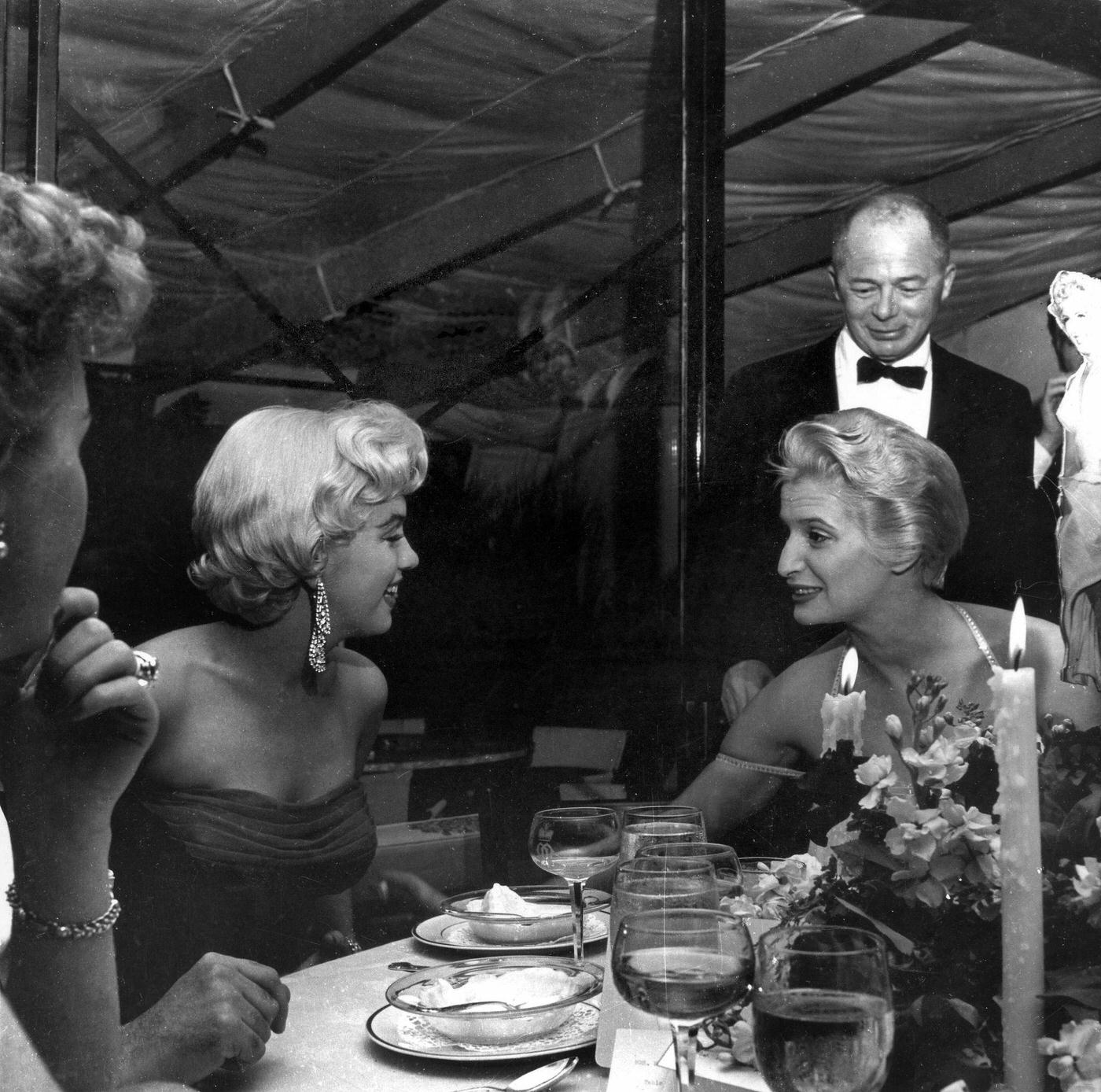 Marilyn Monroe With Director Billy Wilder And Joan Axelrod, The Playwright George Axelrod'S Wife, At The Wrap Party For The Filming Of &Amp;Quot;The Seven Year Itch&Amp;Quot; At Romanoff'S Restaurant