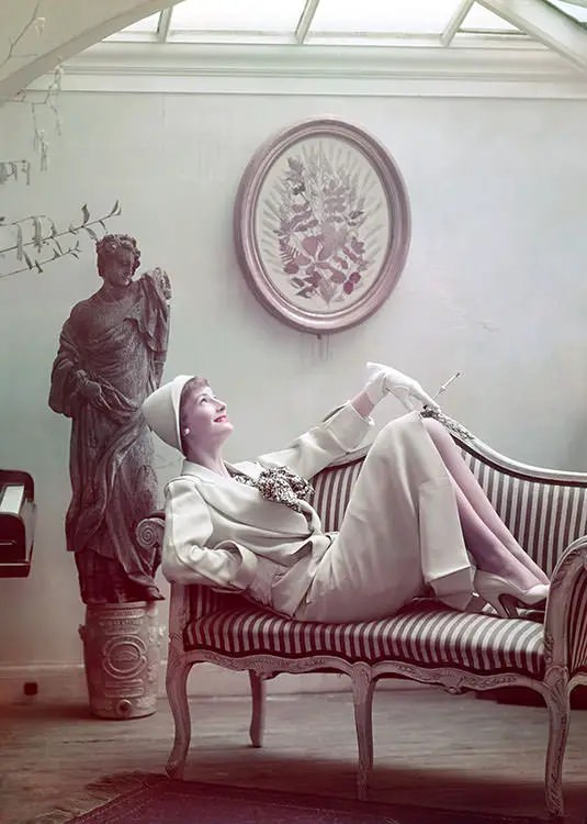 Wenda Parkinson Poses For British Vogue, 1950