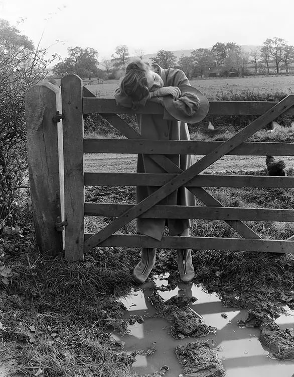 Wenda Parkinson Photographed For Vogue Magazine, 1951