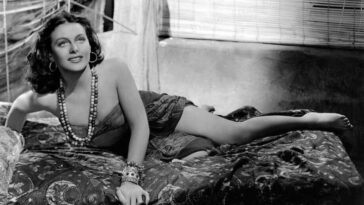 Hedy Lamarr White Cargo 1942