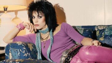 Joan Jett Hairstyle