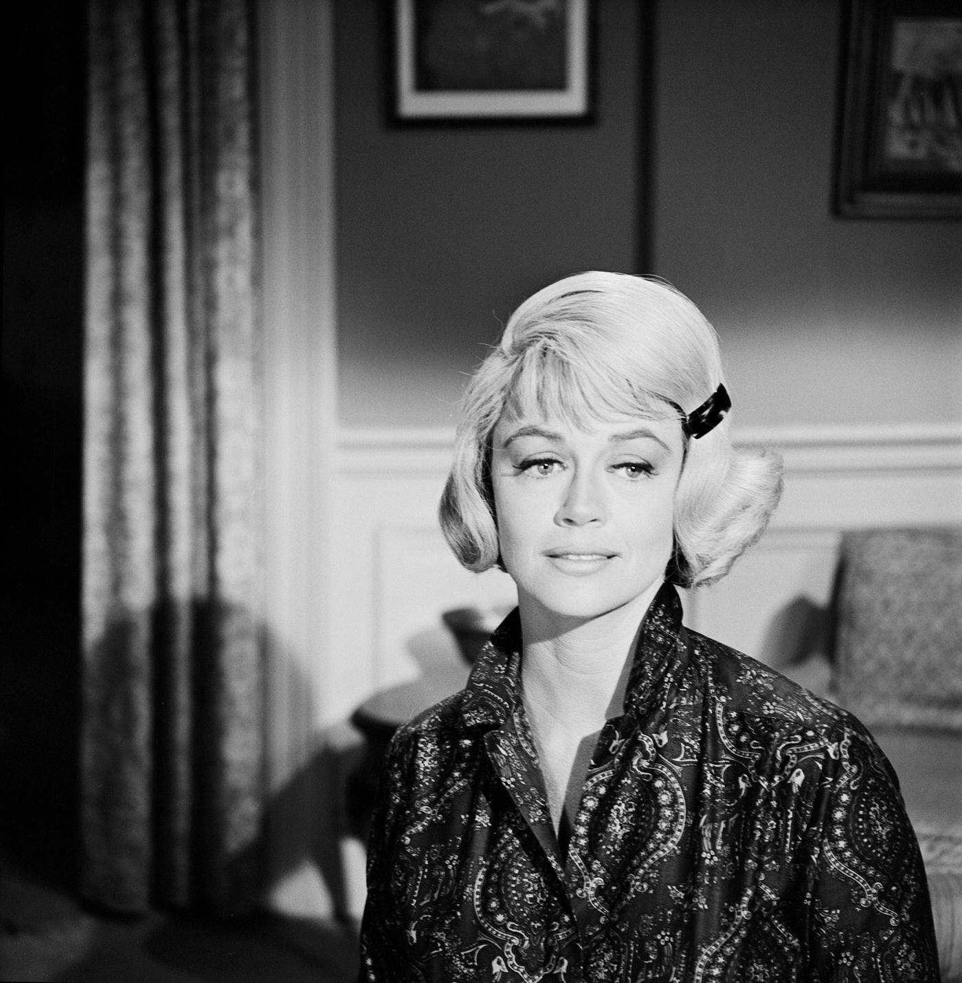 Dorothy Malone Appearing In 'Peyton Place', Episodes #27 &Amp;Amp; #28 - 1964