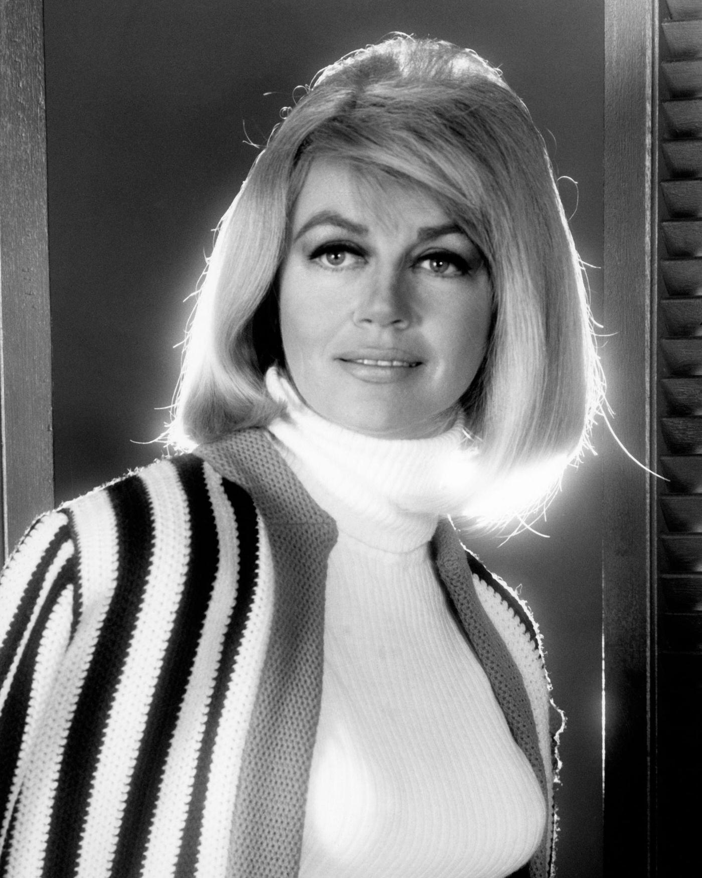 Dorothy Malone: The Glamorous and Talented Actress of Hollywood's ...