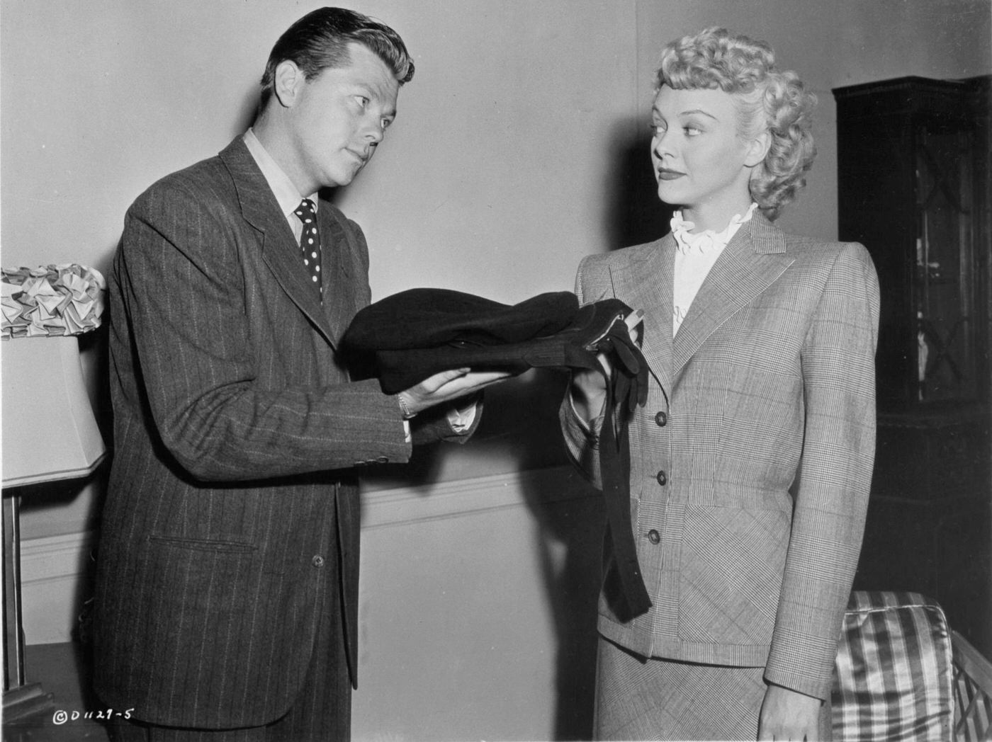 Jimmy Lloyd And Leslie Brooks In A Scene From &Amp;Quot;Cigarette Girl&Amp;Quot;, 1947