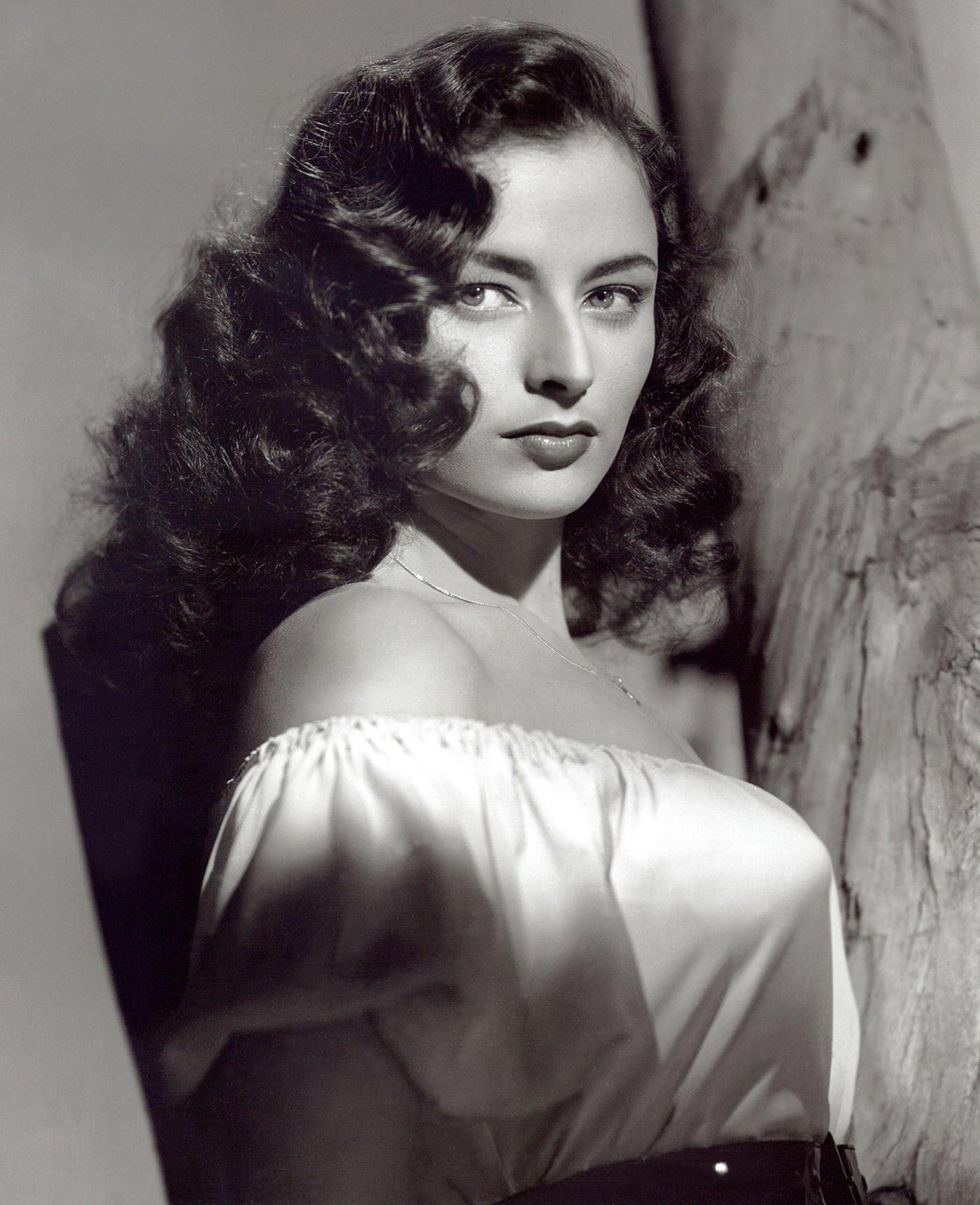 Marina Berti In A Scene From The Movie &Amp;Quot;Up Front&Amp;Quot;.