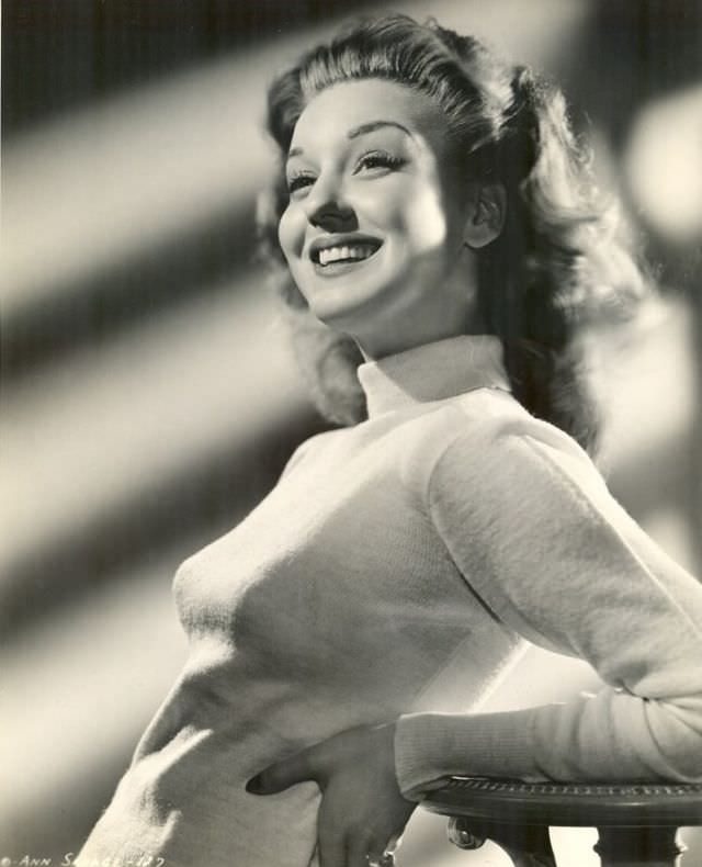 Ann Savage: Life Story And Photos Of The Femme Fatale Of Film Noir And A Trailblazer In Hollywood