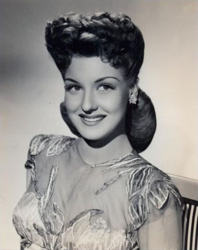 Ann Savage: Life Story And Photos Of The Femme Fatale Of Film Noir And A Trailblazer In Hollywood