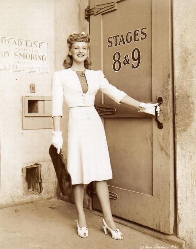 Ann Savage: Life Story And Photos Of The Femme Fatale Of Film Noir And A Trailblazer In Hollywood