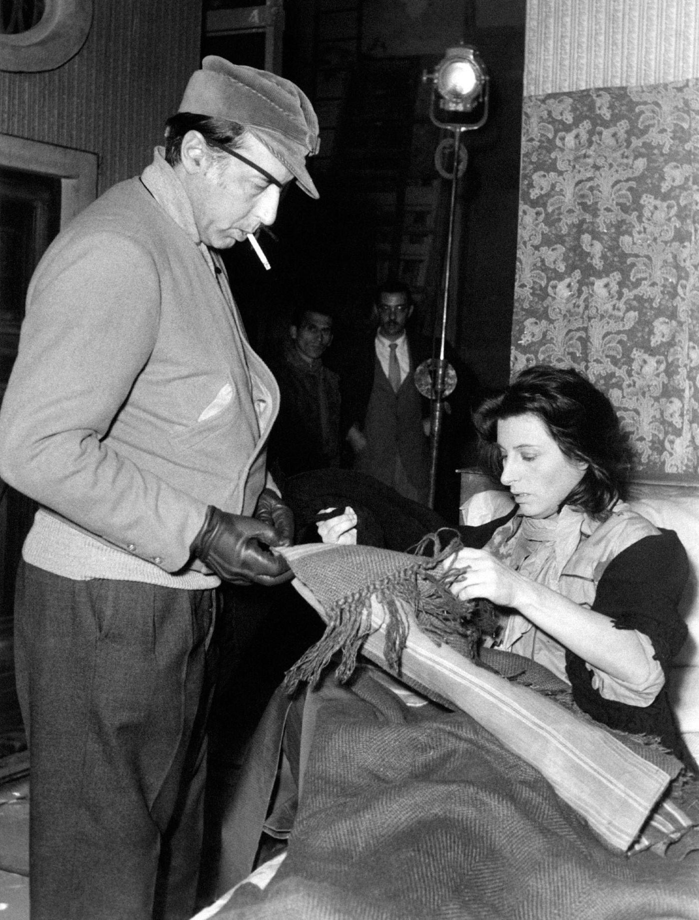 Goffredo Alessandrini And His Wife Anna Magnani During The Filming Of The Red Shirts, 1952