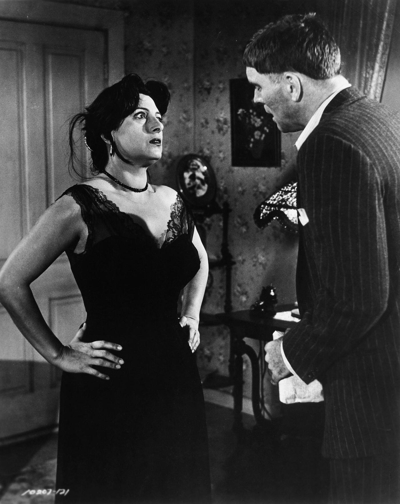 Anna Magnani As Serafina Delle Rose And Burt Lancaster As Alvaro Mangiacavallo In The Film The Rose Tattoo, 1955.