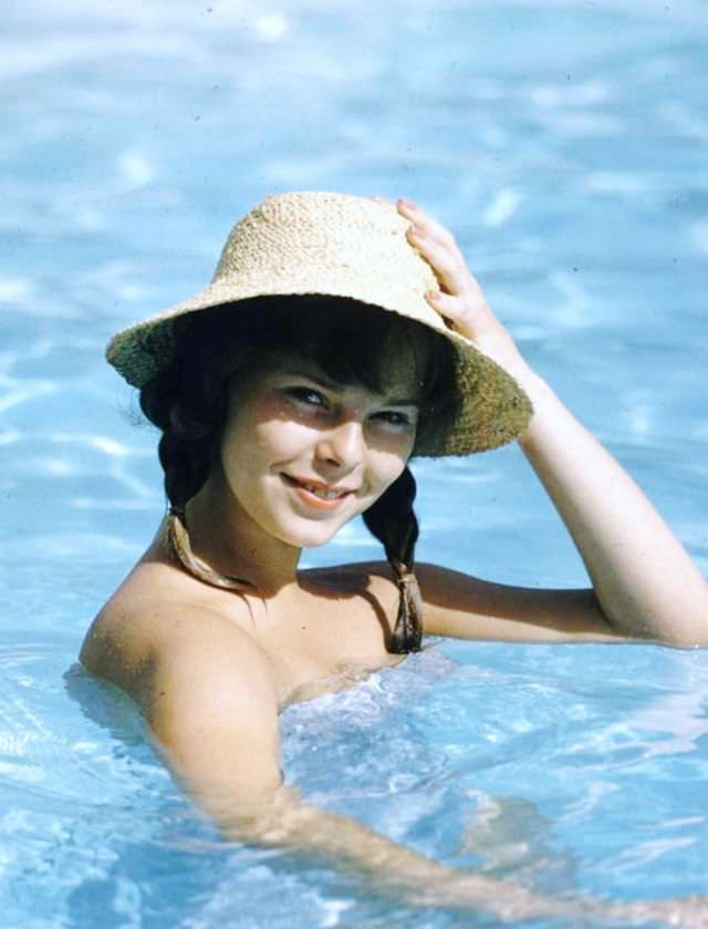 Anne Helm: Life Story And Photos Of Hollywood'S Unsung Heroine And Multifaceted Talent