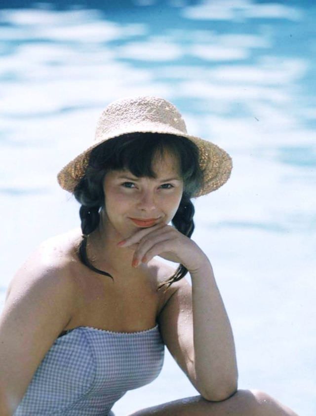 Anne Helm: Life Story And Photos Of Hollywood'S Unsung Heroine And Multifaceted Talent