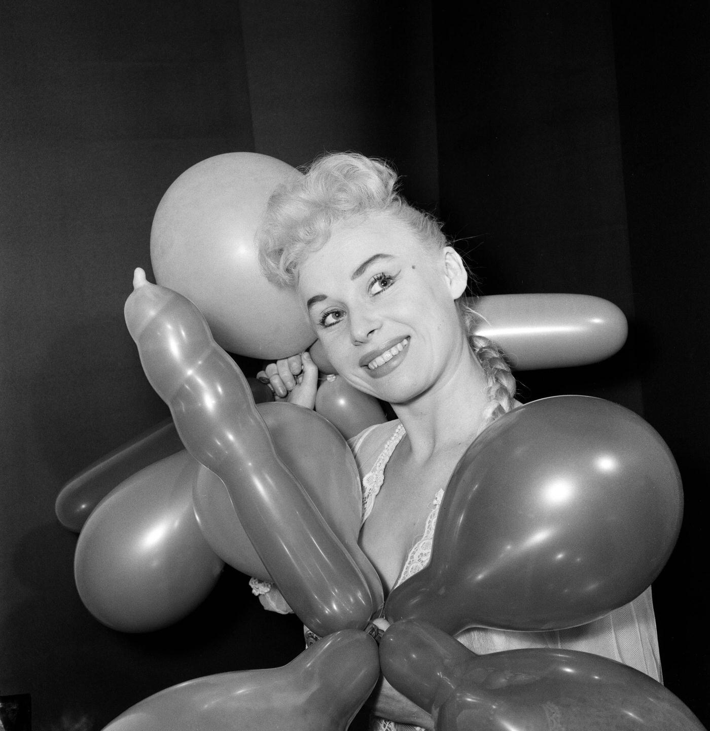 Barbara Windsor Welcoming In The New Year On The Jack Jackson Show, 1958.