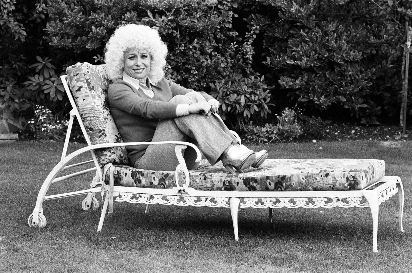 Barbara Windsor With Her Boyfriend Stephen Hollings, 1984.