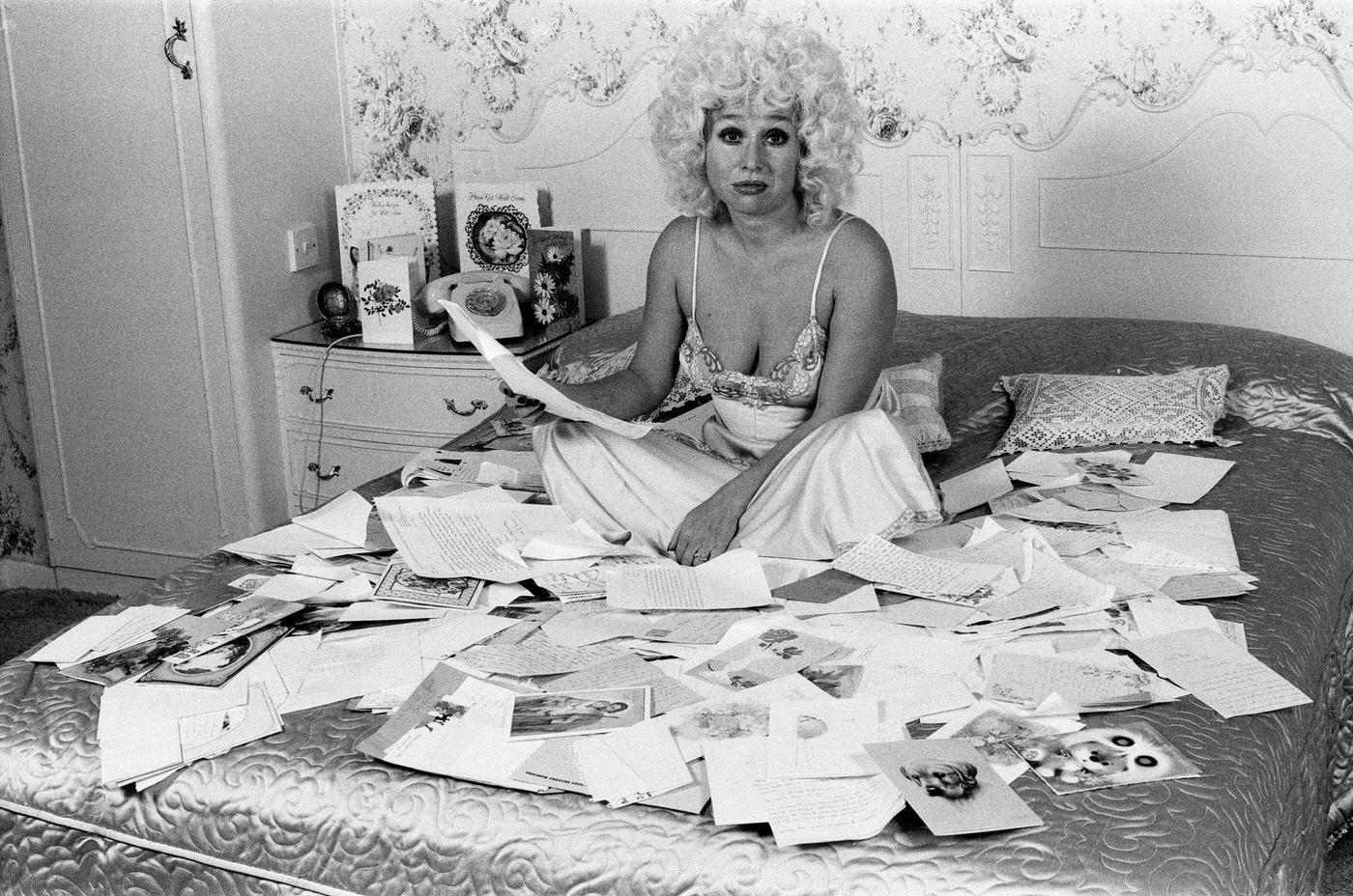 Barbara Windsor At Home, 1980.
