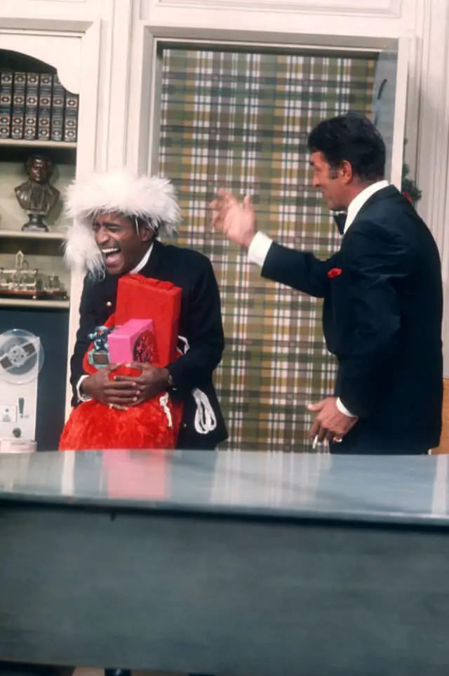 Sammy Davis Jr. Visited Dean Martin On The Dean Martin Show For A Christmas Special In 1967.