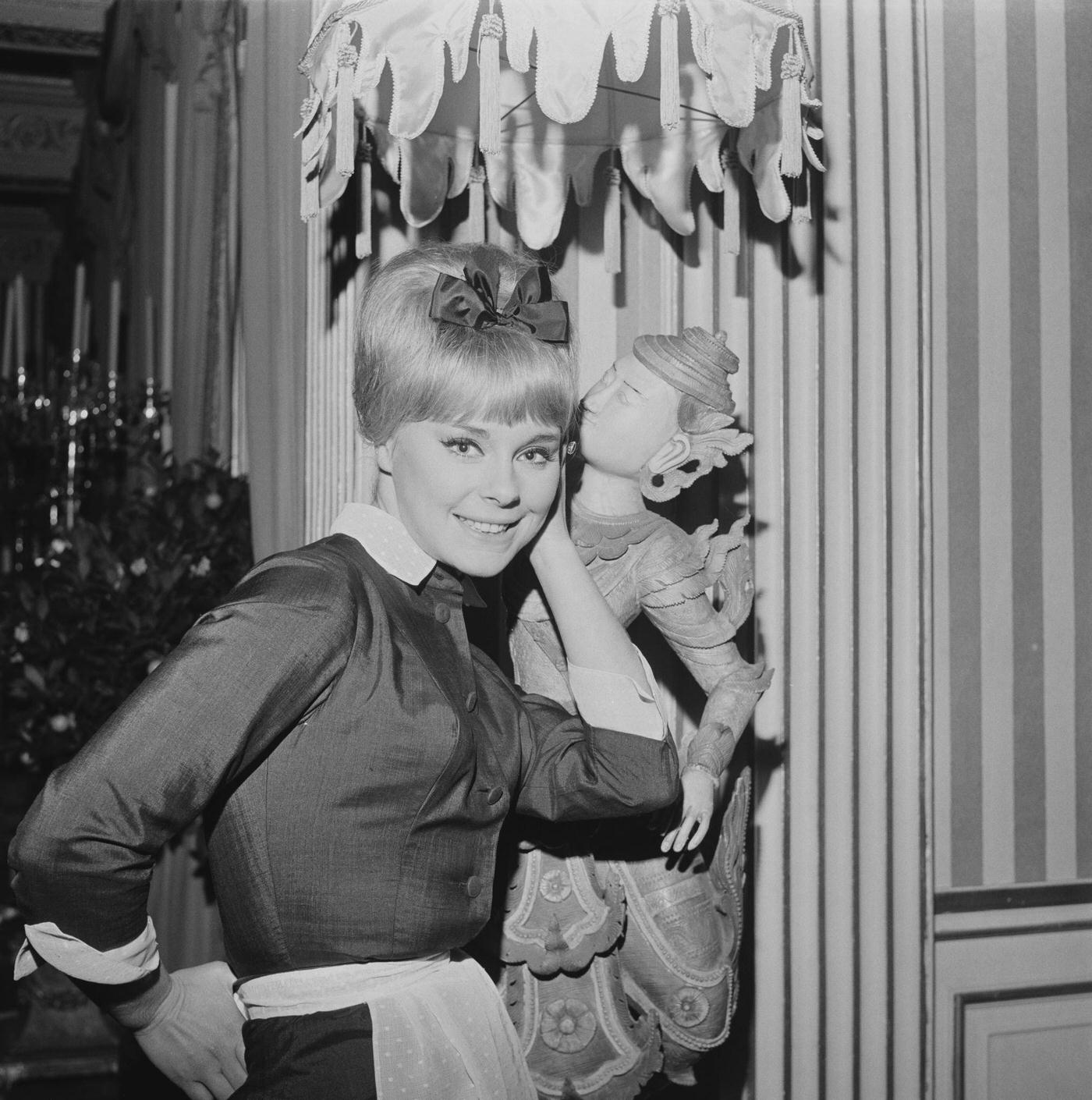 The German Bombshell: Life Story and Glamorous Photos of Elke Sommer ...