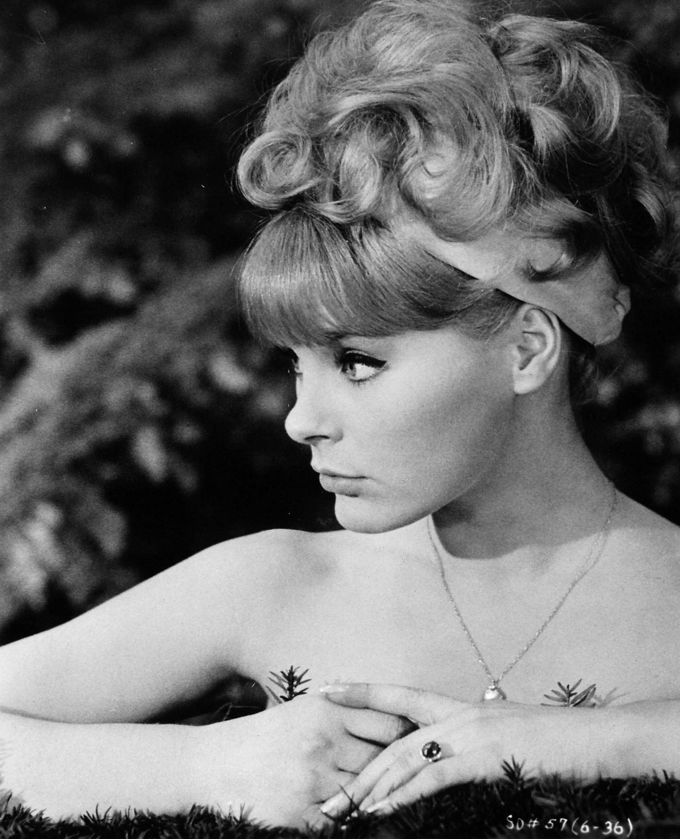 Elke Sommer In The 1964 Film &Amp;Quot;A Shot In The Dark&Amp;Quot;.