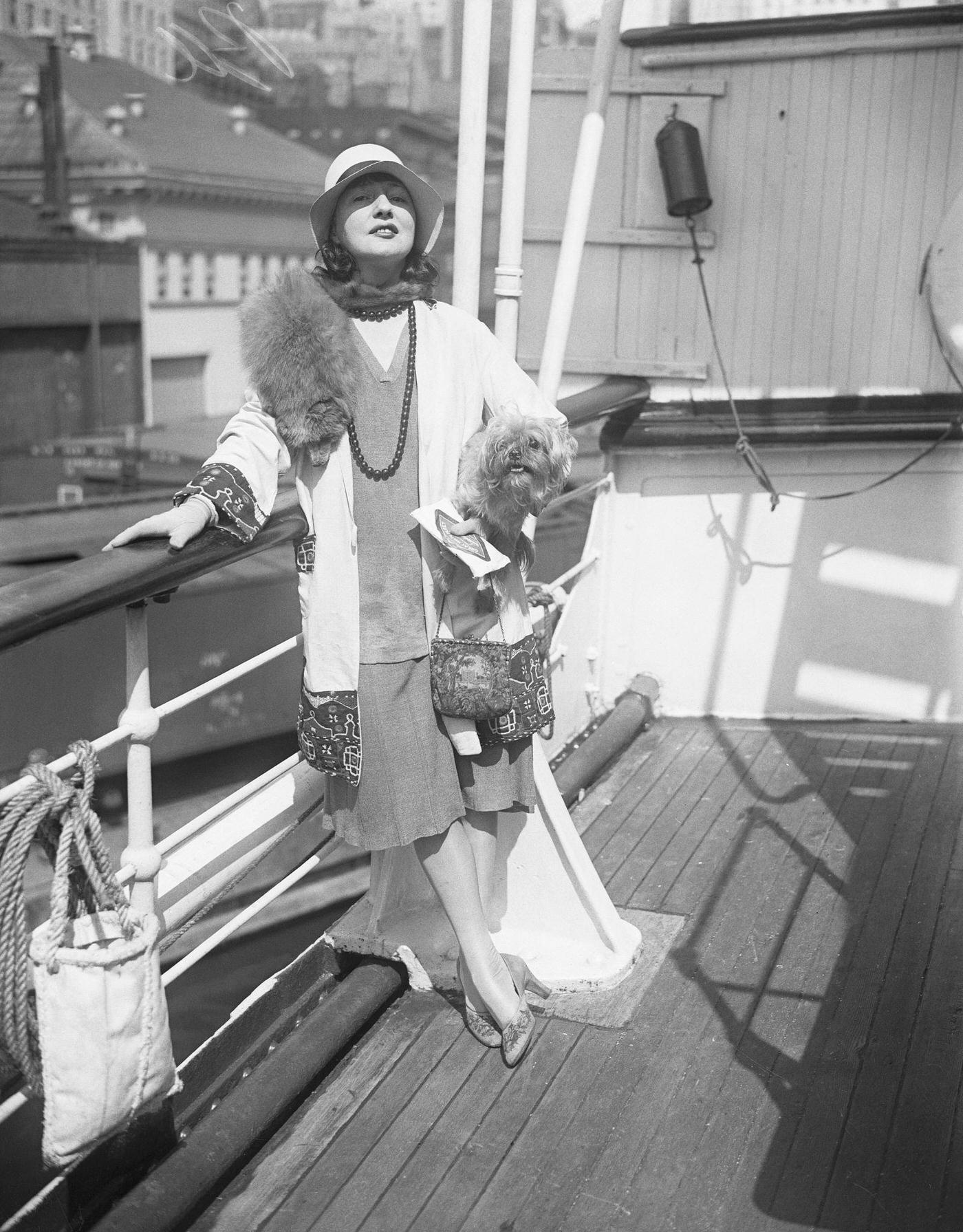 Evelyn Nesbit, Returns To The States After A Long Absence On The United Fruit Liner &Amp;Quot;Calamares&Amp;Quot;, 1930.
