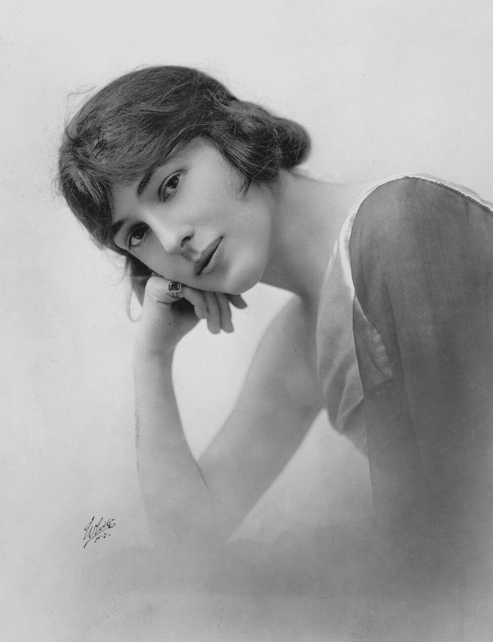 Evelyn Nesbit, 1885-1976, American Showgirl.