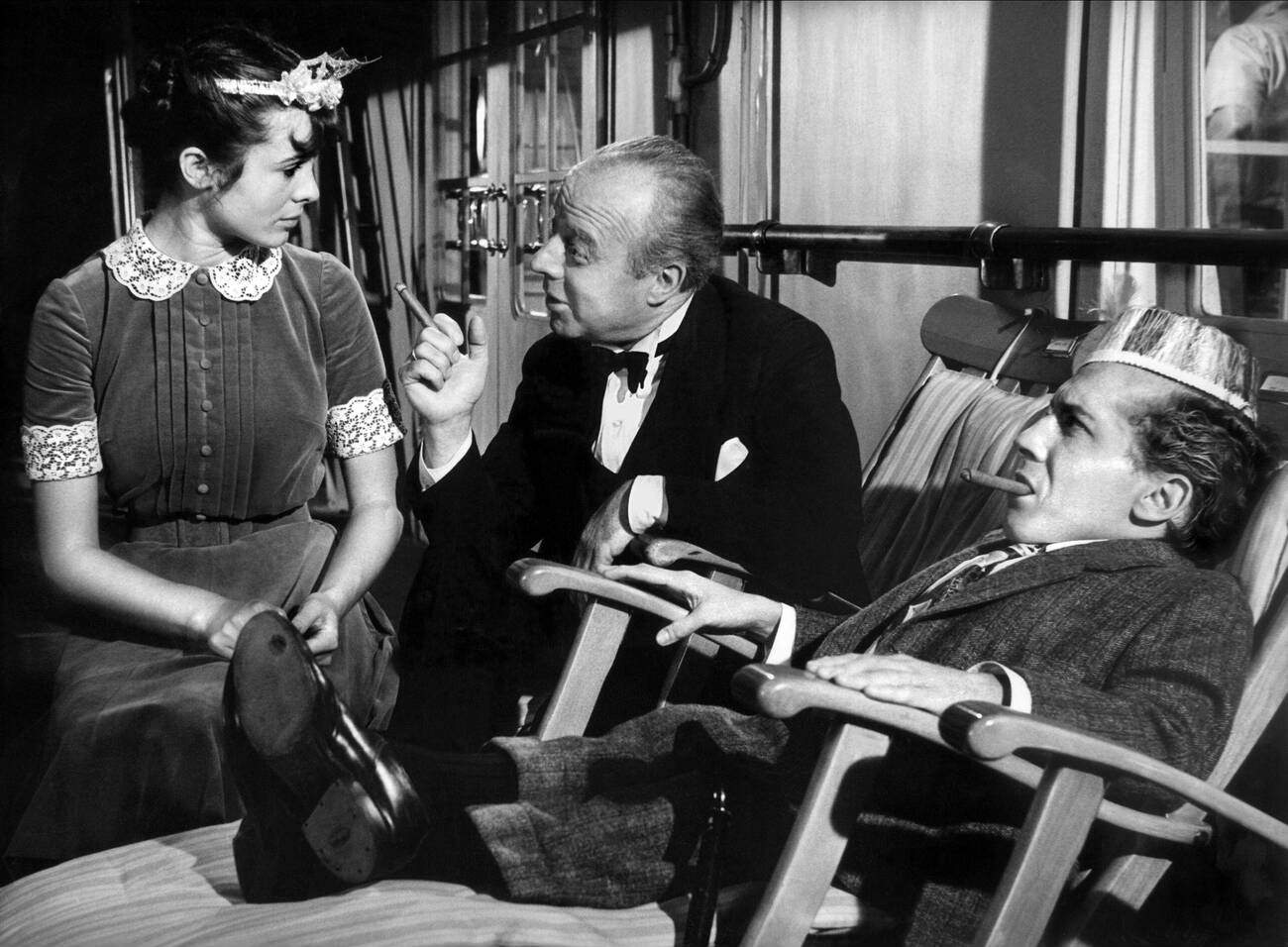 Gila Golan, Heinz Rühmann, And Michael Dunn In A Scene From The Film Ship Of Fools 1965 .
