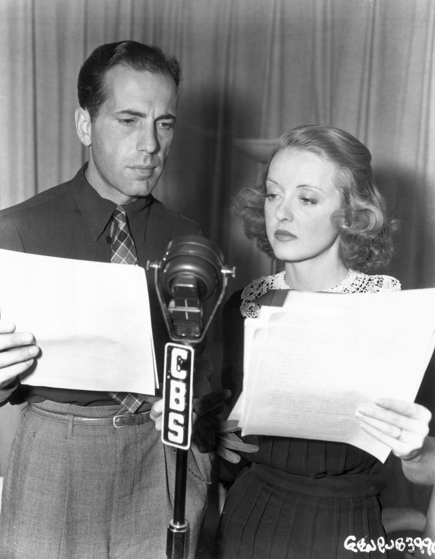 Humphrey Bogart And Bette Davis In A Cbs Radio Broadcast, 1937