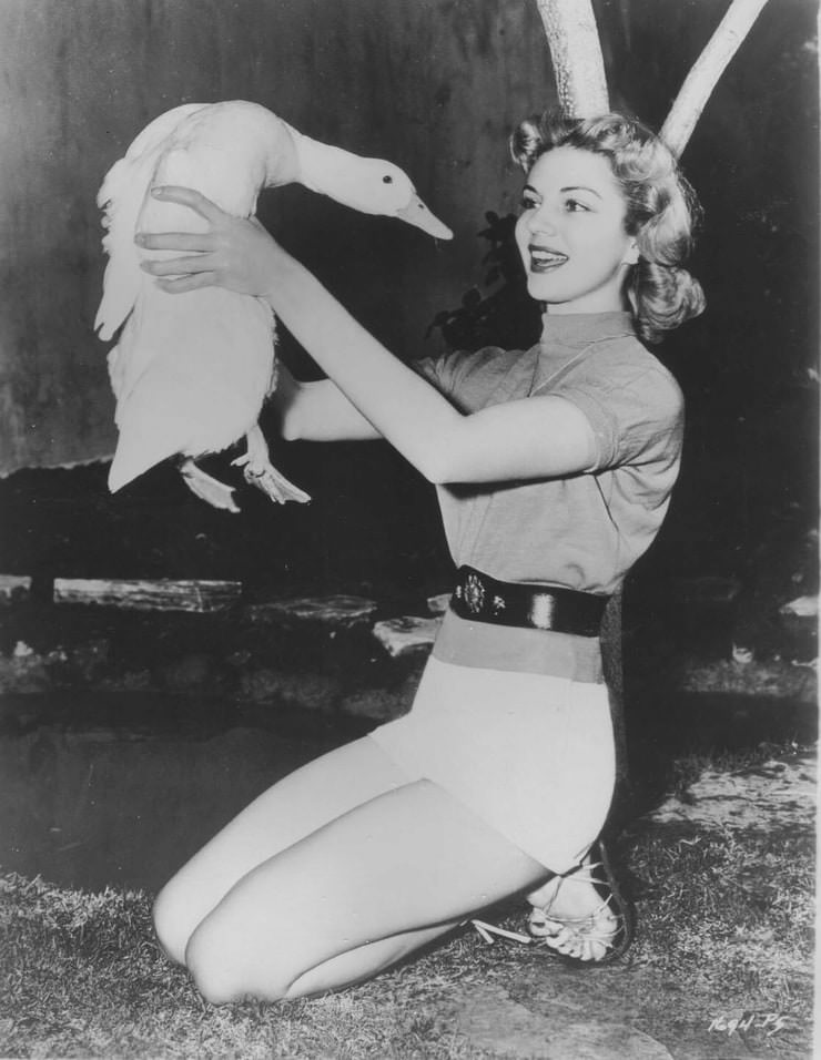 Kathleen Hughes: From Golden Age Glamour To A Life Of Dedication And Philanthropy— Life Story And Photos