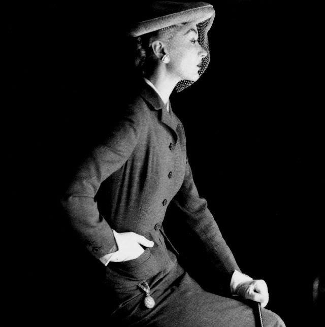 Lisa Fonssagrives: The Story And Photos Of Enigmatic Supermodel Who Paved The Way