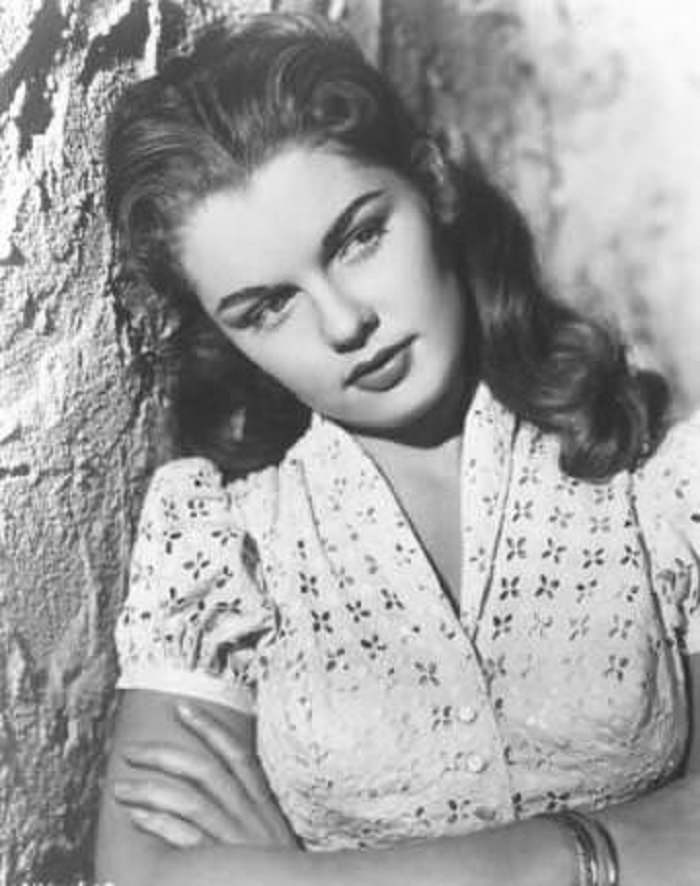 Luana Patten In 'Joe Dakota', 1957.
