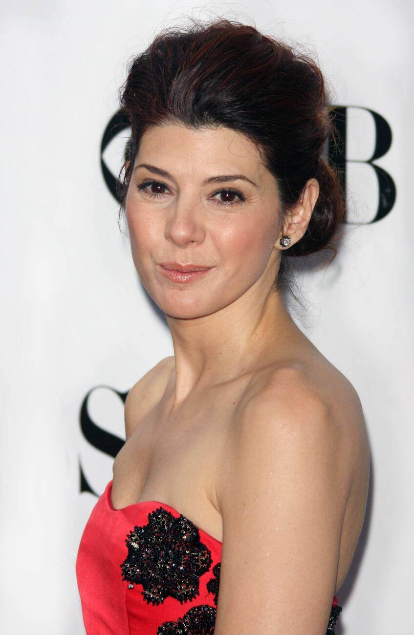 Marisa Tomei: The Queen of Sensuality in Bikini and Sexy Poses