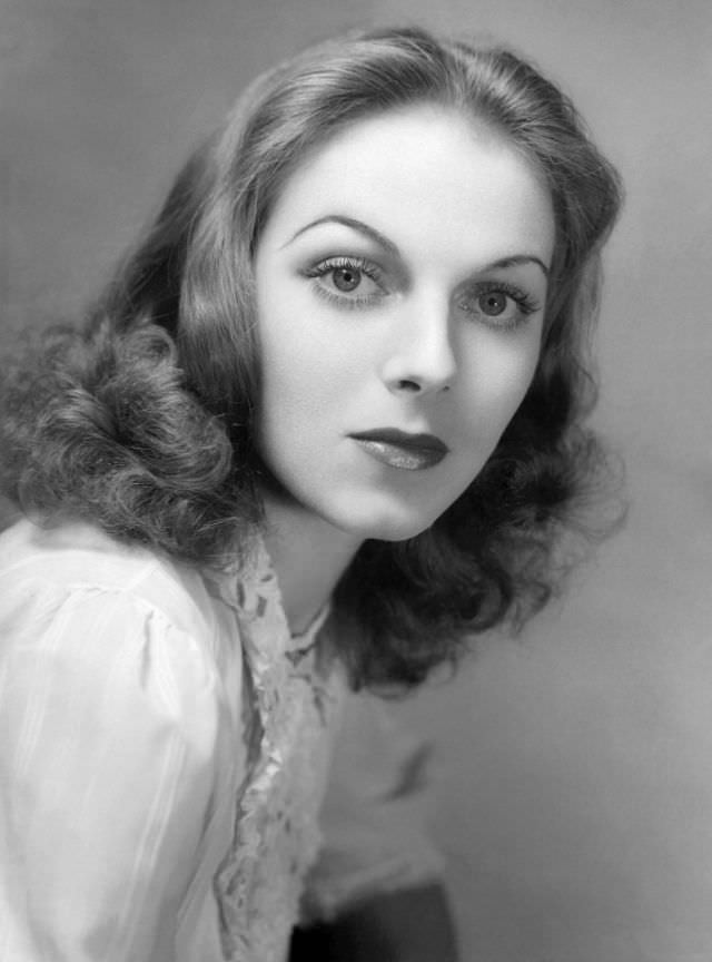 The Enigmatic Vera Zorina: The Alluring Fusion Of Ballet And Hollywood Glamour