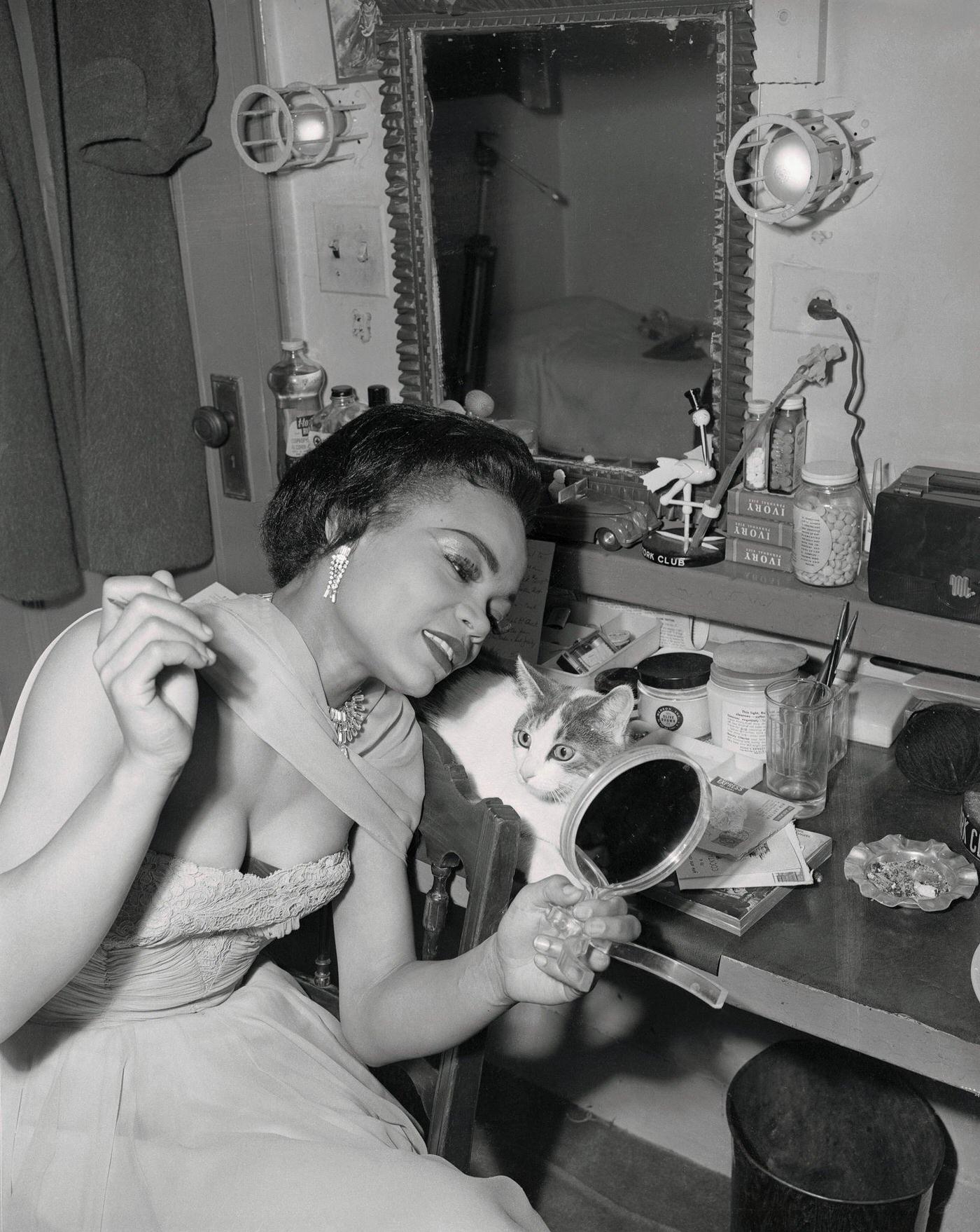 Eartha Kitt Checking Her Makeup With Her Cat &Amp;Quot;Jinx&Amp;Quot; Watching, 1952