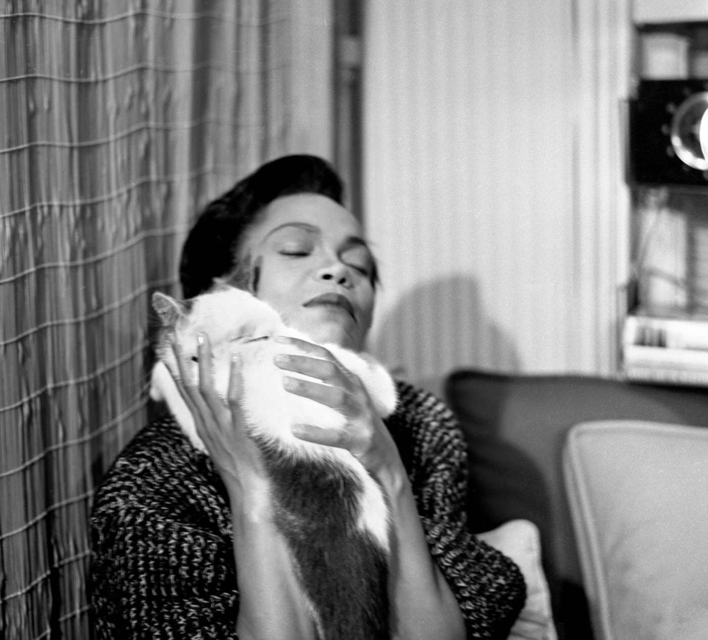 Eartha Kitt Preparing For An Interview On Cbs'S &Amp;Quot;Person To Person,&Amp;Quot; New York, 1954