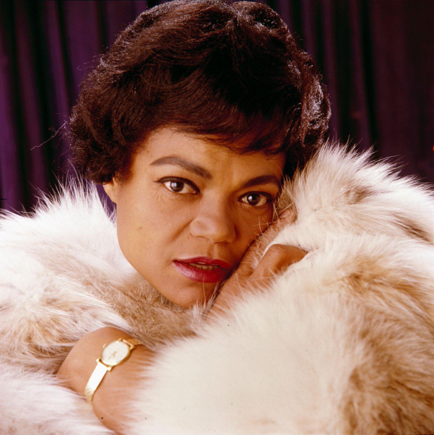 The Timeless Beauty of Young Eartha Kitt: A Journey Through Fabulous Photos