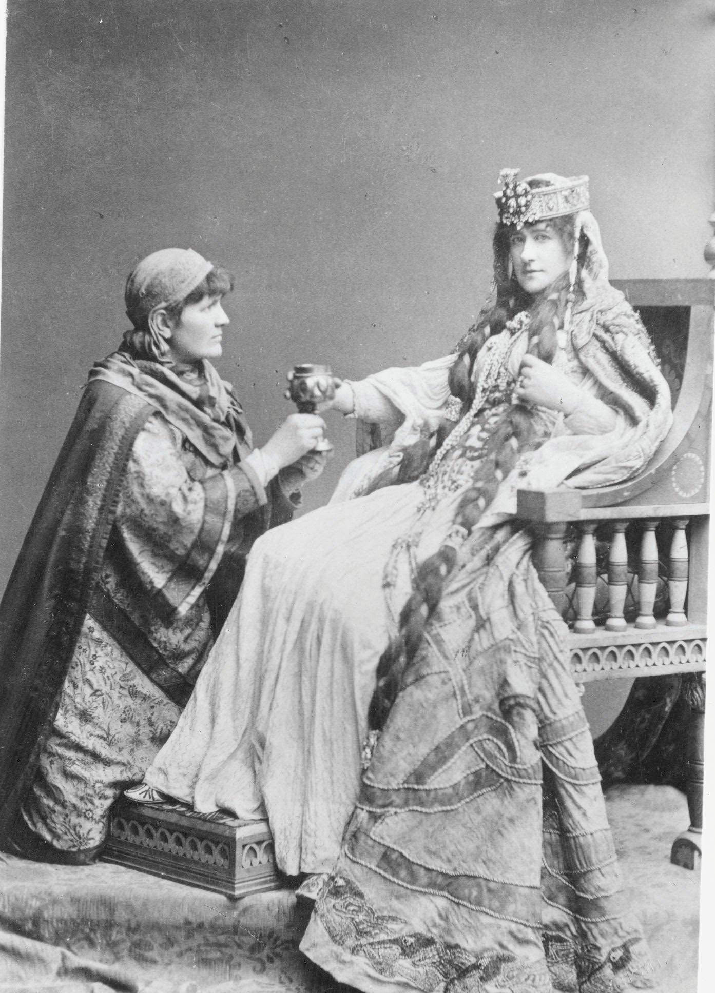 Ellen Terry Life Story And Fabulous Photos Of A Victorian Theatrical Icon