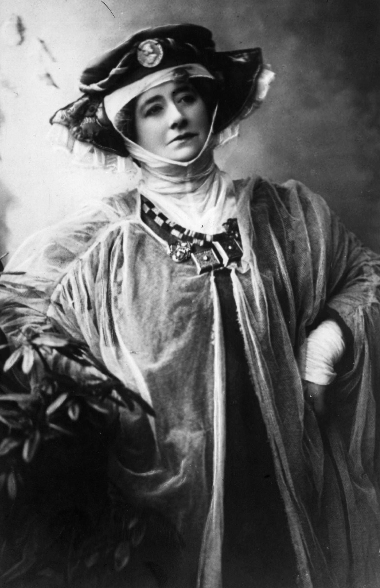 Ellen Terry As Mistress Page, 1890.