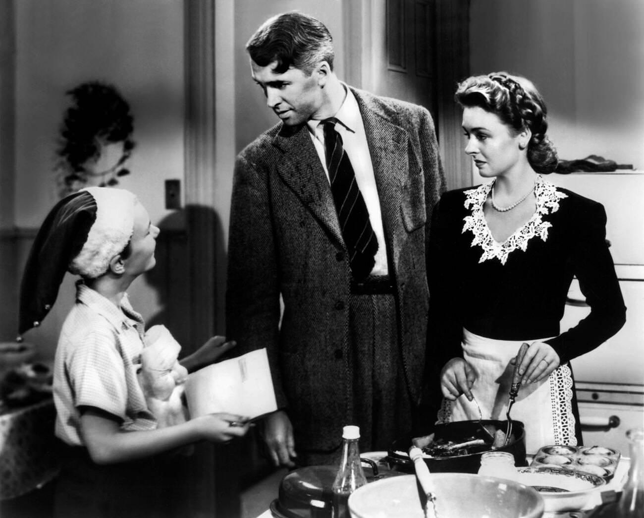 Donna Reed And James Stewart In 'It'S A Wonderful Life', 1946.