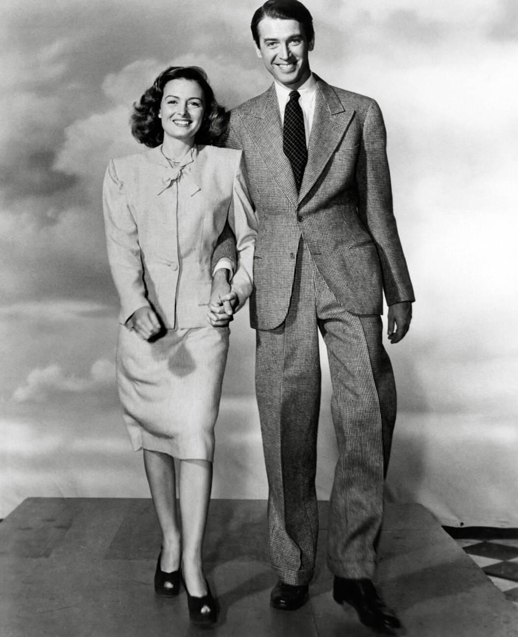 Donna Reed And James Stewart In 'It'S A Wonderful Life', 1946.