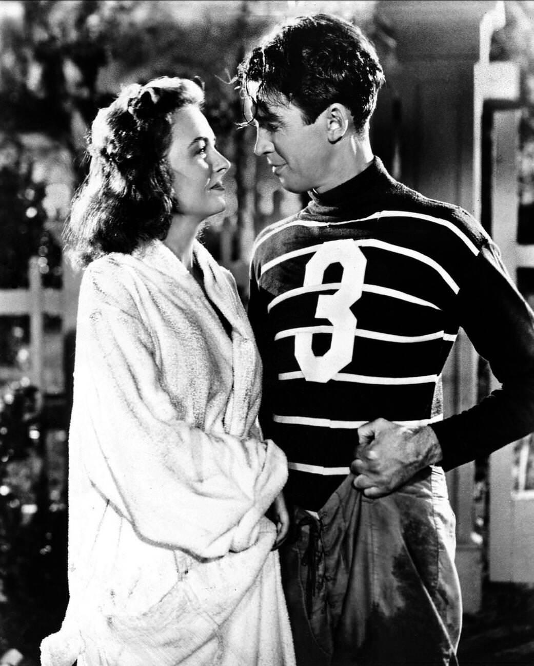 Donna Reed And James Stewart In 'It'S A Wonderful Life', 1946.