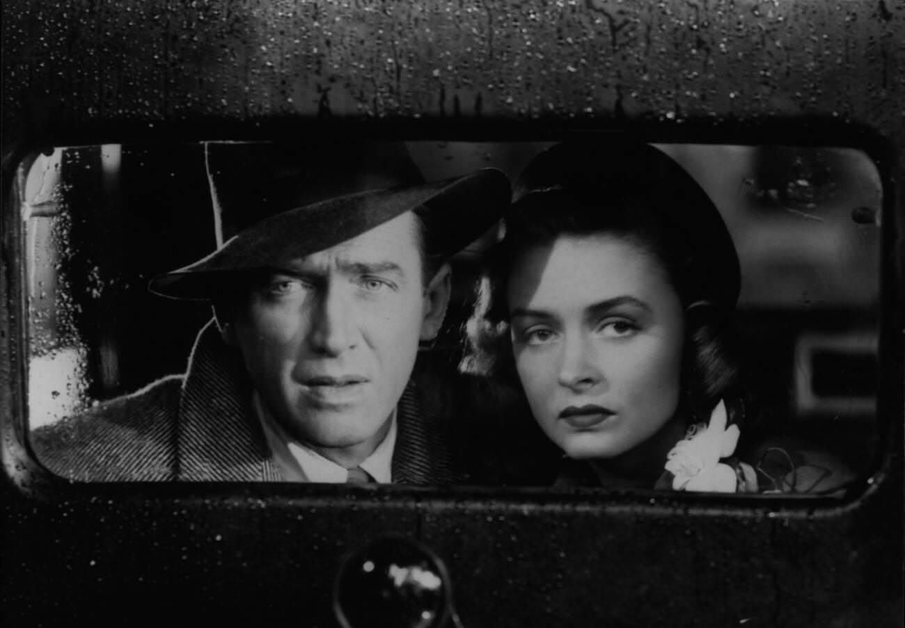 'It'S A Wonderful Life' Directed By Frank Capra, Starring Donna Reed And James Stewart, 1946.