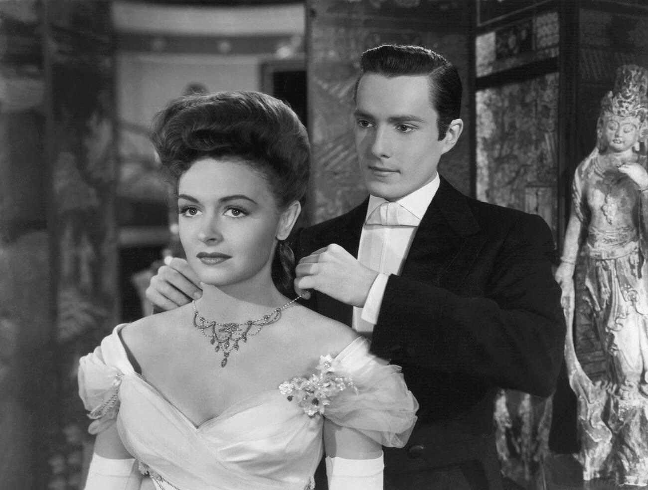 Donna Reed And Hurd Hatfield In 'The Picture Of Dorian Gray', 1945.