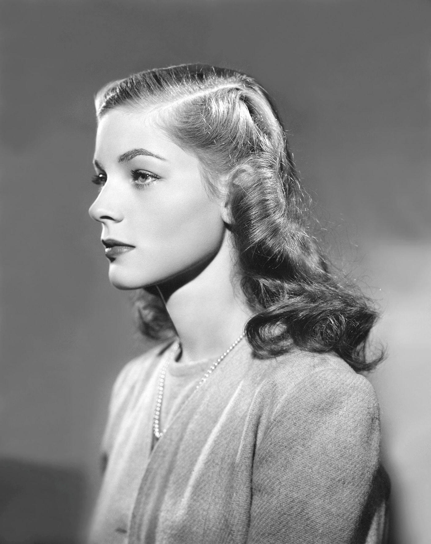 Lauren Bacall, A Hollywood Legend Whose Timeless Beauty And Talent Will Never Be Forgotten.
