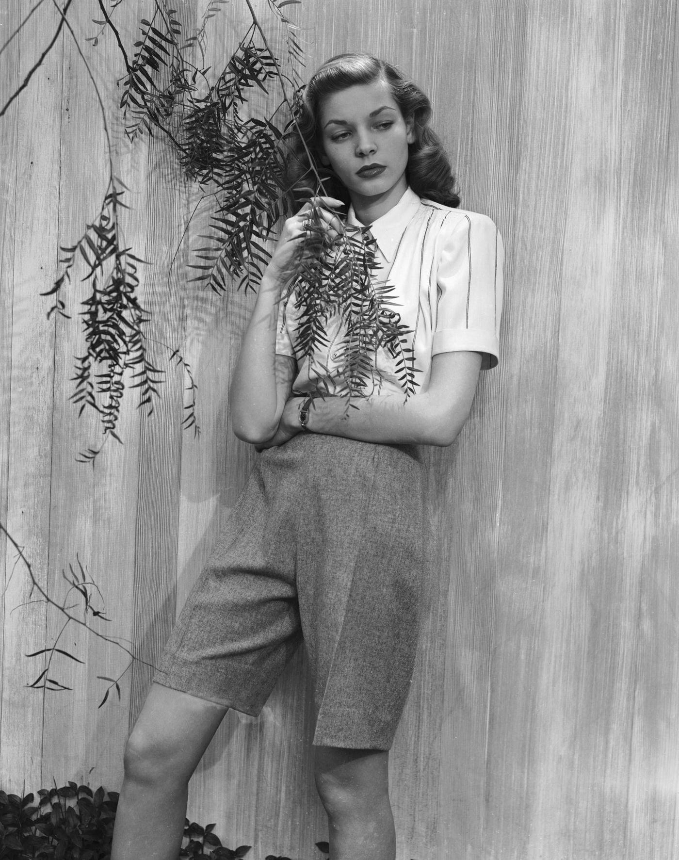 American Screen Star Lauren Bacall Poses For 'Harper'S Bazaar' In 1943, Which Brought Her To The Attention Of Howard Hawks'