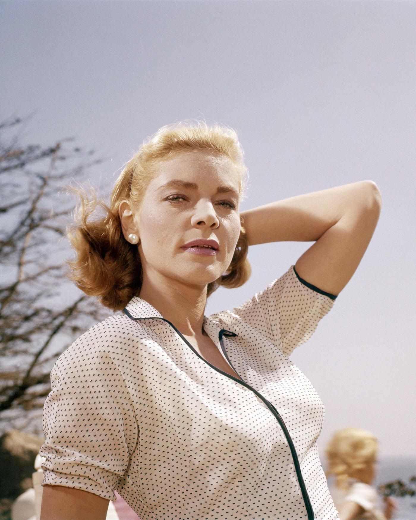 Lauren Bacall In The Usa 1955.