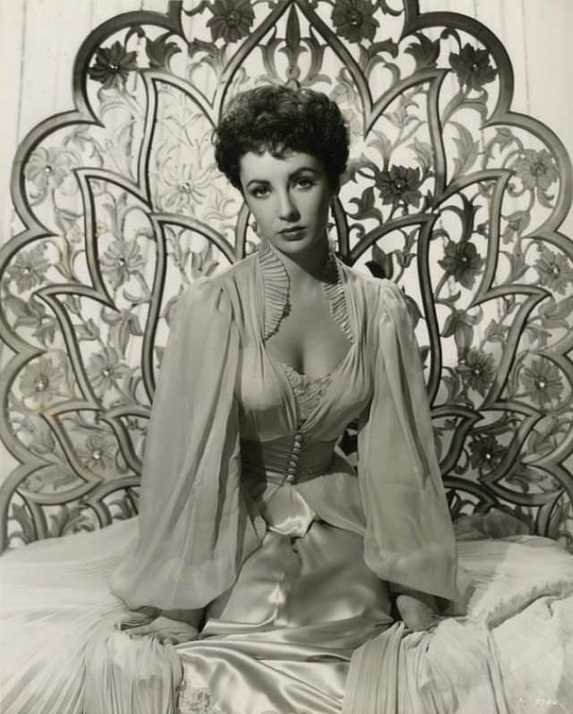 Elizabeth Taylor Shines In 'The Girl Who Had Everything' (1953)