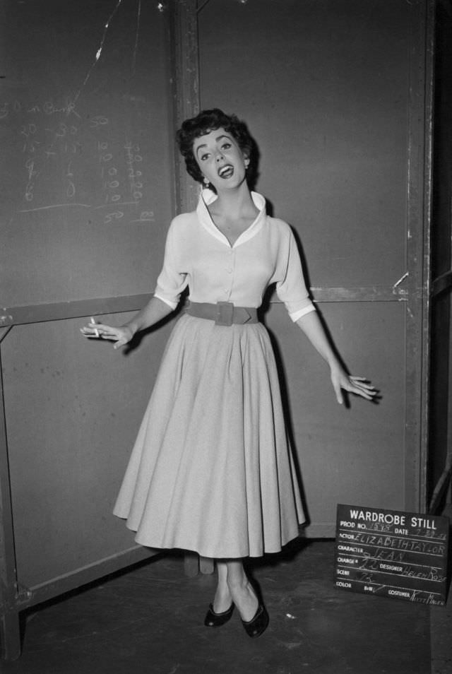 Elizabeth Taylor Shines In 'The Girl Who Had Everything' (1953)