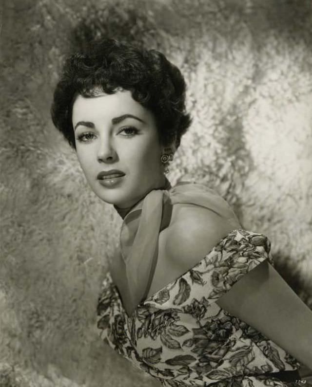 Elizabeth Taylor Shines In 'The Girl Who Had Everything' (1953)