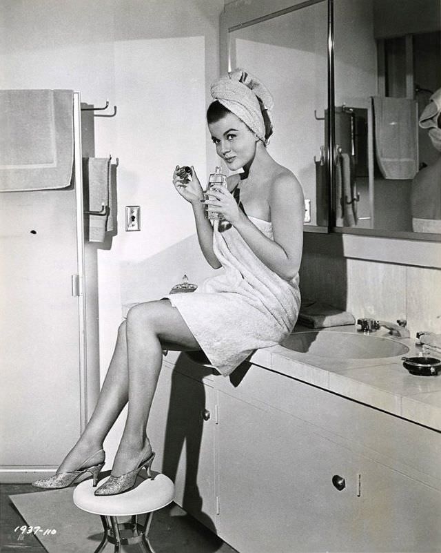 Ann-Margret'S Unforgettable Performance In 'Kitten With A Whip' (1964)