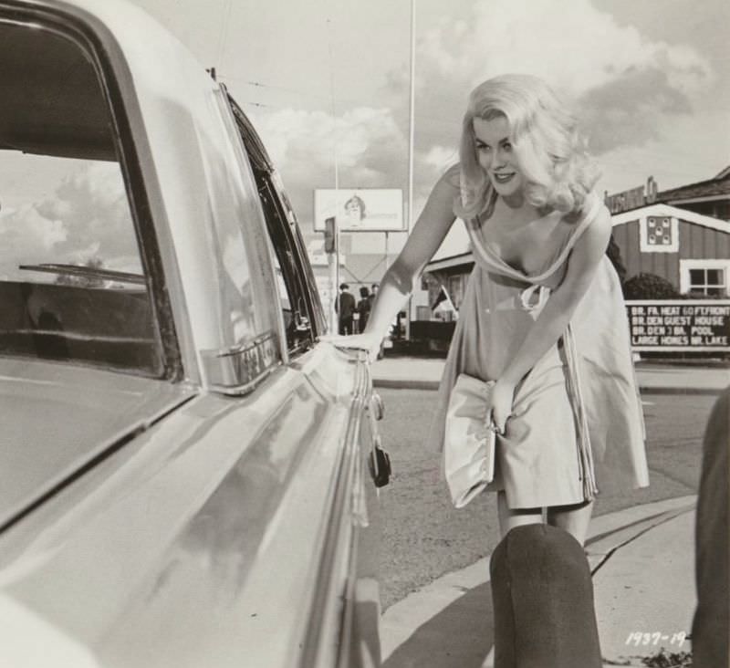 Ann-Margret'S Unforgettable Performance In 'Kitten With A Whip' (1964)